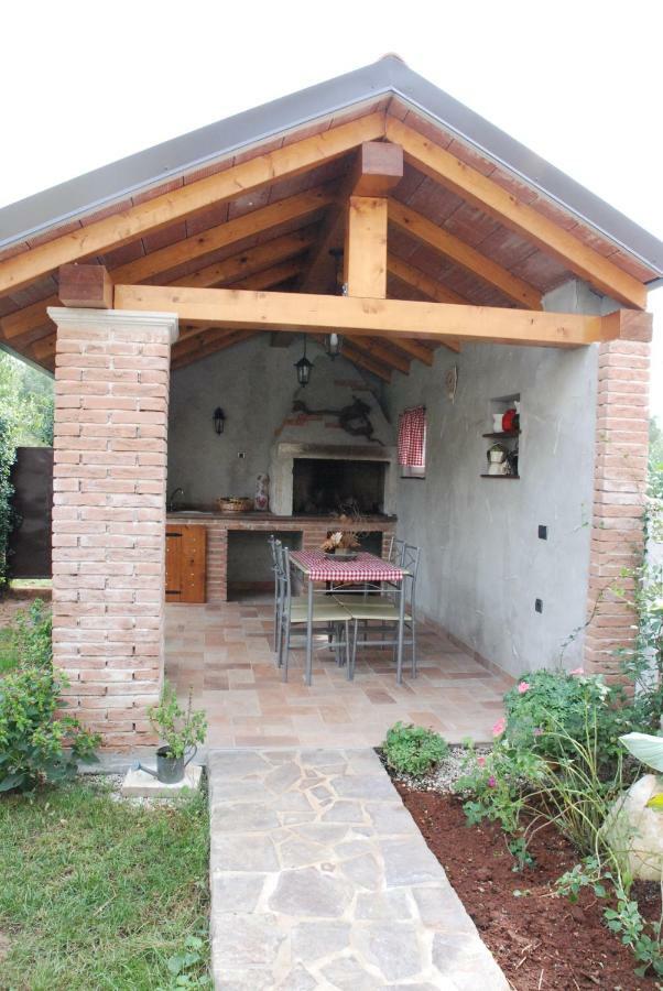 Apartmani Radin Rosini Exterior photo